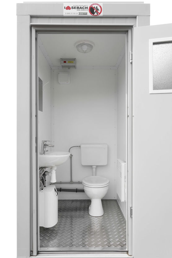 1 WC avec lavemains - Modulaire en location | Sebach  - produit présenté par SEBACH FRANCE