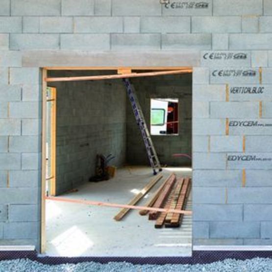 Bloc à bancher en béton pour fondations ou linteaux | Vertical Bloc FL