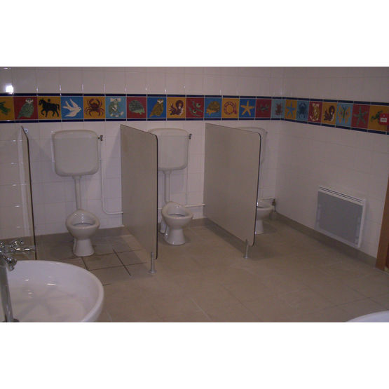 Cabines sanitaires pour écoles maternelles | Cloisons sanitaires gamme Maternelles