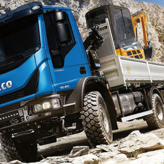 Camion tout terrain aux dimensions compactes | Eurocargo 4x4