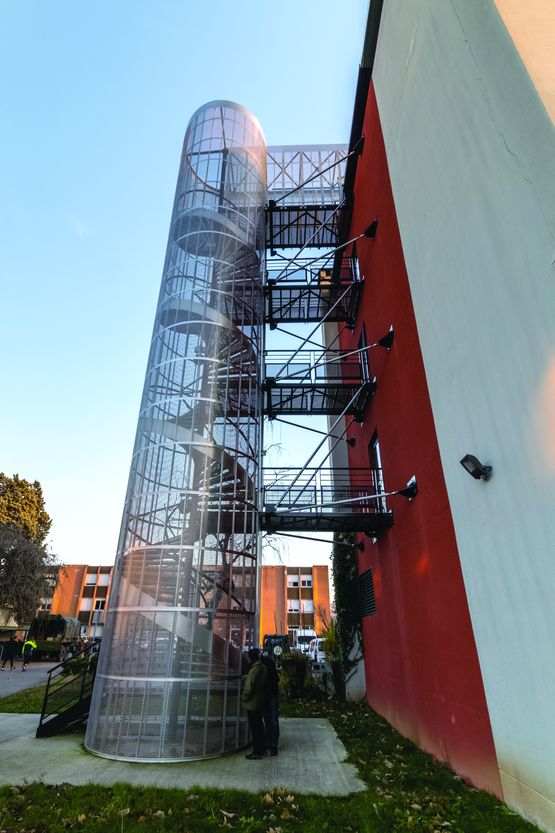 Escalier de sécurité métallique pour l&#039;extérieur | Escalier Cage TP - produit présenté par GANTOIS INDUSTRIES