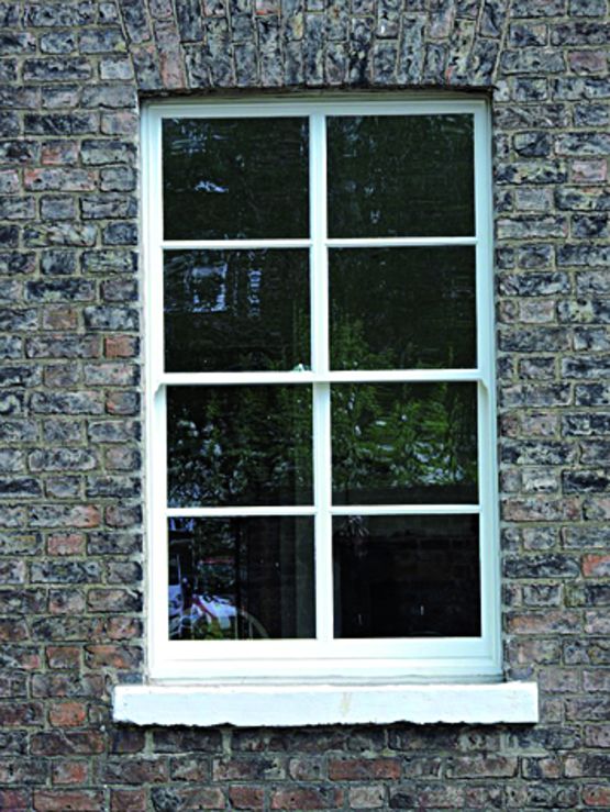 Fenêtre bois à ouverture guillotine | Fenêtre à guillotine - produit présenté par ATULAM