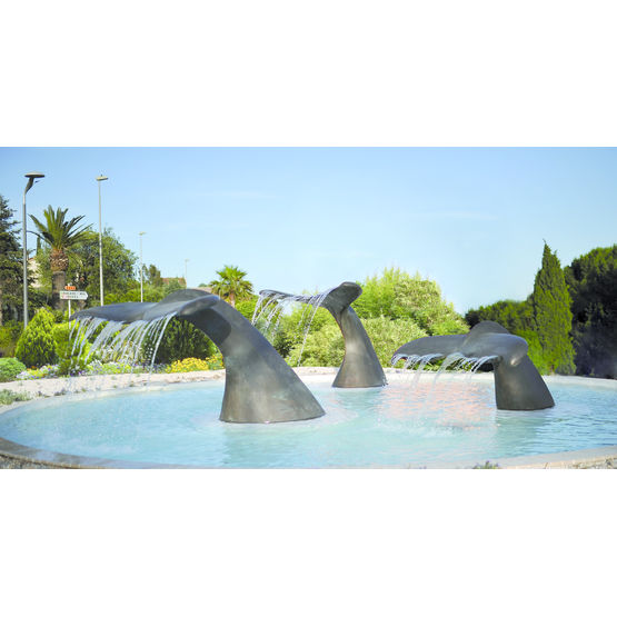 Fontaine en forme de nageoire caudale de baleine | Baleak 250