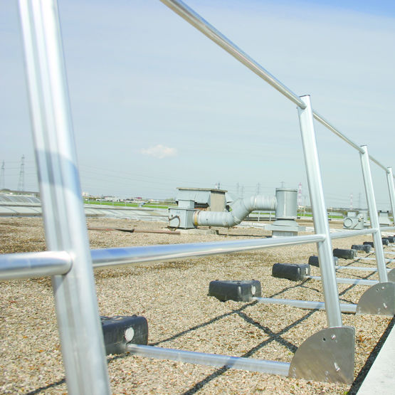  Garde-corps fixe en aluminium pour terrasses, plateformes et toitures | ANOXA - ANOXA
