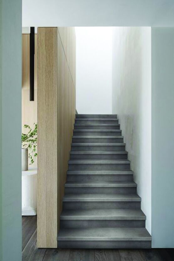  Lames composites LVT pour escaliers en 5 décors bois ou pierre | Stairs - CORETEC FLOORS