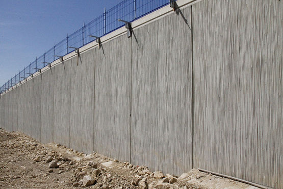  Murs de soutènement en L ou en T en béton préfabriqué | PBM  - Mur de soutènement et ouvrage cadre