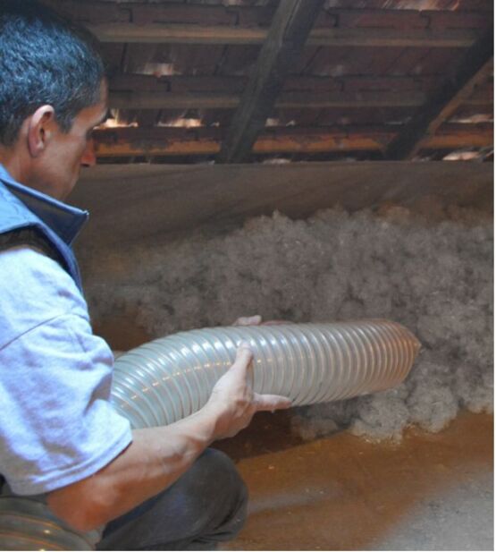  Ouate de cellulose en vrac pour isolation en mur ou plancher | Jetfib&#039;Ouate - Isolant végétal ou à base de fibres en vrac ou floqué