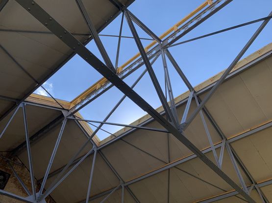 Panneau isolant chevronné pour toitures en pente ventilées | Usystem Roof DS Mineral Wool - produit présenté par UNILIN INSULATION 