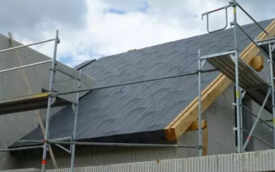  Panneaux de toiture isolants et porteurs | EUROMAC2 - EUROMAC2