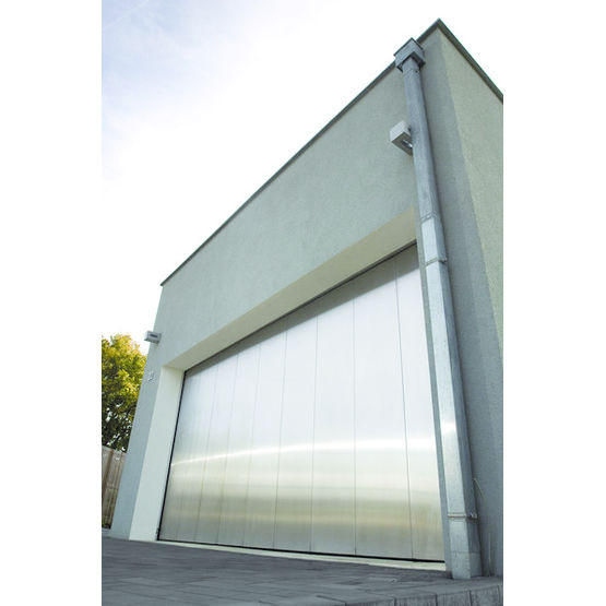 Porte sectionnelle latérale pour garage | Avalon