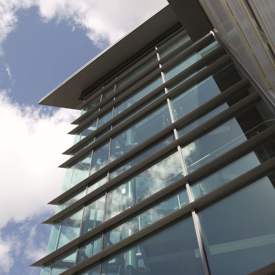  Profilés aluminium pour façades vitrées | CW 50 - Murs rideaux en verre parclosé