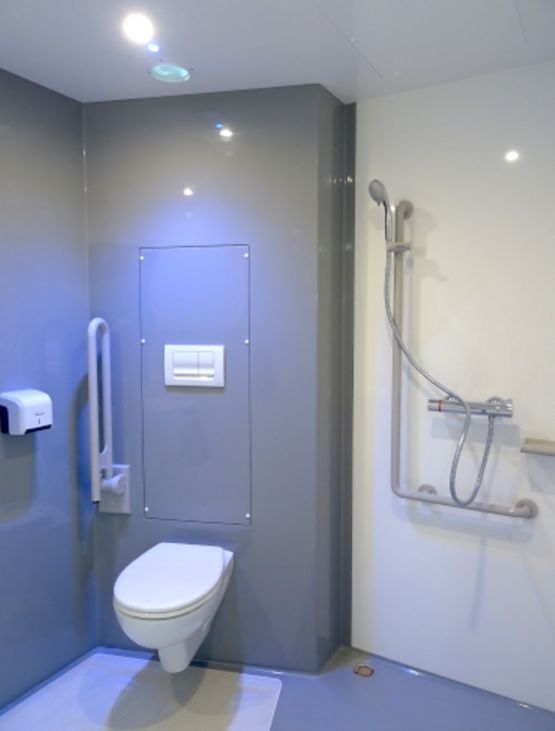  Salle de bain monobloc de grande hauteur | ITER VITAE - BAUDET