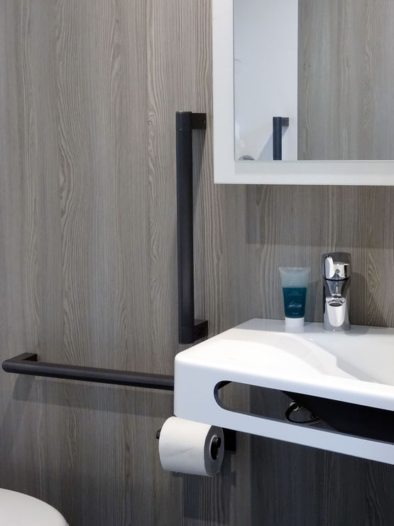  Salle de bain préfabriquée à surface optimisée pour logement | IRIS | Gamme BAUDET INTIAL - BAUDET