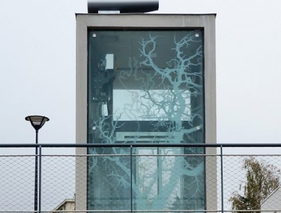  Simples ou doubles vitrages extérieurs agrafés | Panoramic/Vim Panoramic - Murs rideaux en verre extérieur attaché(VEA)