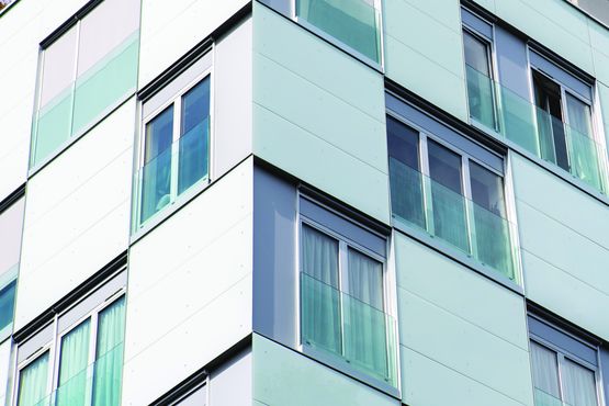  Système de bardage rapporté en vitrage émaillé sur façade ventilée | Lite-Point - Bardage en verre