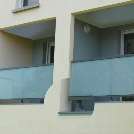 Système de rejet d’eau pour façade et nez de balcon | Dallnet Goutte d&#039;eau - produit présenté par DANI ALU
