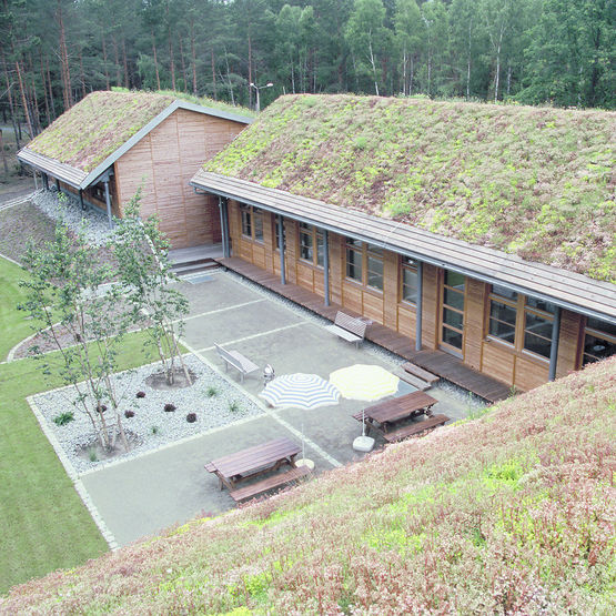 Système de végétalisation pour toitures inclinées | Système Optigreen toiture inclinée