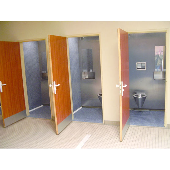 Toilettes scolaires résistantes au vandalisme | Sanitaires scolaires