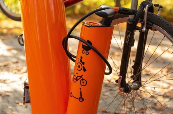 Totem multifonction vélos  - produit présenté par MOSELLE SIGNALISATION