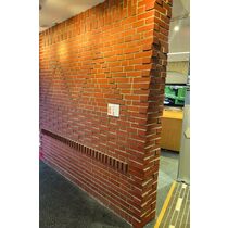Briques et plaquettes en terre cuite pour modénature de façade | Les Modénatures