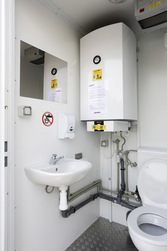 1 WC + 1 Douche - Modulaire en location | Sebach - Bungalows et bâtiments préfabriqués