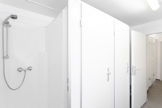 3 WC + 3 Douches - Modulaire en location | Sebach - Bungalows et bâtiments préfabriqués