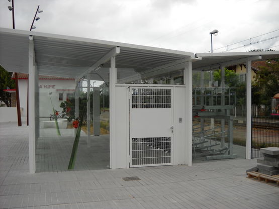 Abri vélos | Bike-Hôtel  - SOLUVELOS