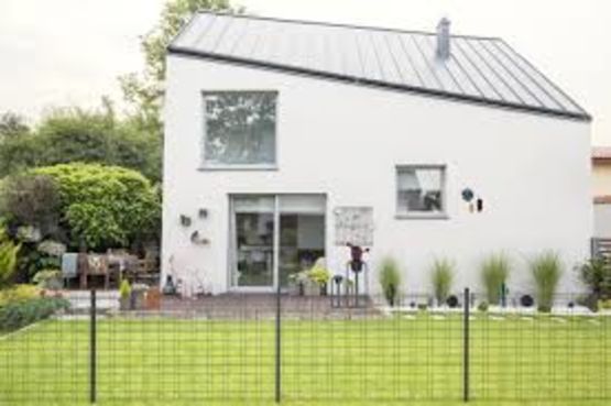 Accessoires de décoration et mobiliers extérieurs en acier thermo-laqué Habitat | LIPPI  - produit présenté par LIPPI