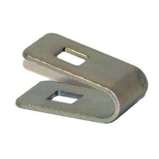 Accessoires de fixation sur mesure en acier, aluminium ou Inox 