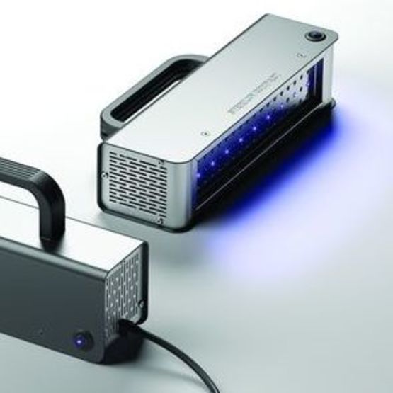 Appareil portable pour stérilisation des surfaces par trilogie LED UV | Steril UV Compact