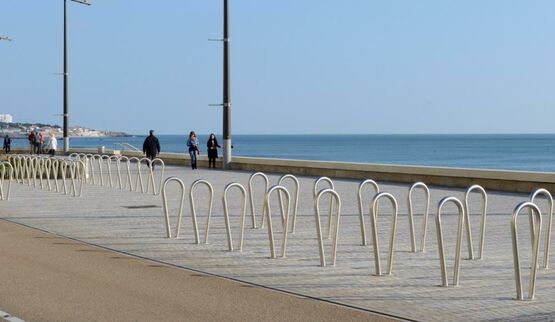  Appui-Vélo en acier thermolaqué ou inox | Oméga - Gamme de mobilier, autre mobilier