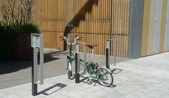  Appui-vélo en acier thermolaqué | Zéo - Gamme de mobilier, autre mobilier