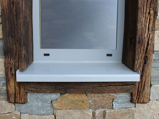 Appuis de fenêtre et bavettes en aluminium | Protègenet - produit présenté par DANI ALU