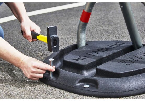 Arceau bloque-parking pour la gestion des espaces de stationnement individuels | BPZ TOTALSAFE - produit présenté par NORCOR