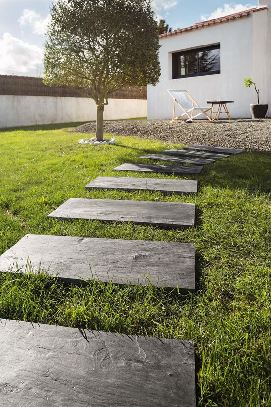  Ardoise naturelle pour des aménagements paysagers | ARDOISE CARRE NOIR (ESP)  - CUPA STONE