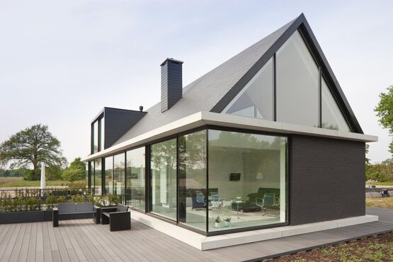 Ardoises fibres-ciment pour toiture et façade | Orléane - produit présenté par CEDRAL