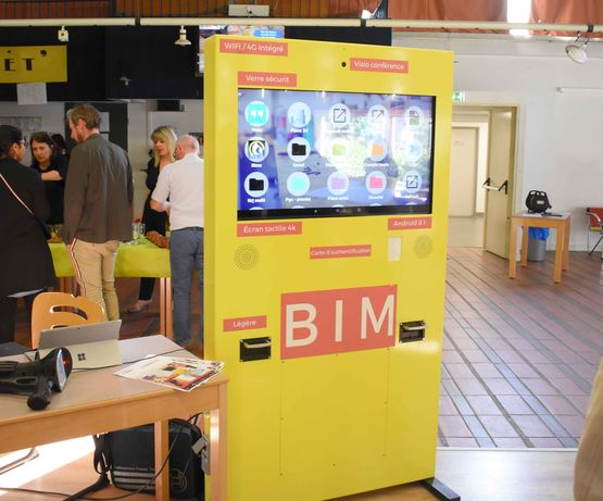  Armoire numérique de chantier à écran tactile | Arpète - Tablettes graphiques
