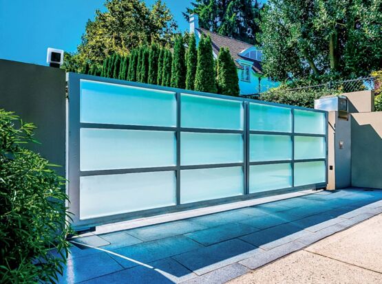  Automatismes pour portails battants | Motorisation FAAC hydraulique et électromécanique - CT FERMETURES