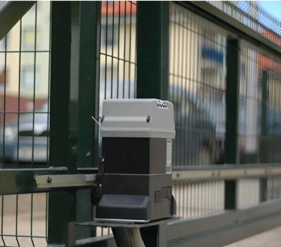  Automatismes pour portails coulissants | Motorisation FAAC pour usage résidentiel et industriel - Porte coulissante de garage