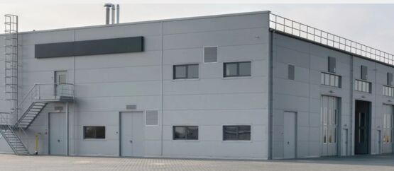 Automatismes pour portes industrielles | Systèmes motorisés pour grandes ouvertures