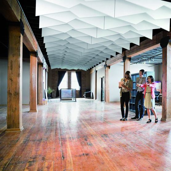 Baffles acoustiques verticales en laine de verre | Ecophon Solo Zigzag