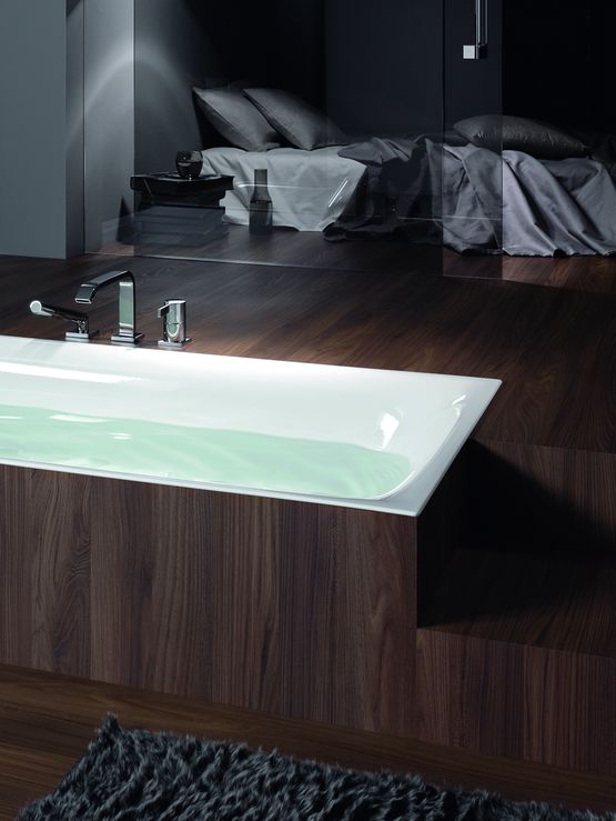 Baignoire encastrable en îlot aux rebords ultra fins en acier titane vitrifié | BetteLux - produit présenté par BETTE