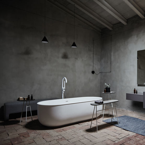 Baignoire Sur Pied En Solid Surface Mat Avec Deversoir