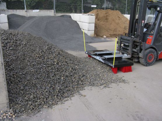  Balayeuse tractée et poussée Actisweep V7 - ACTIWORK