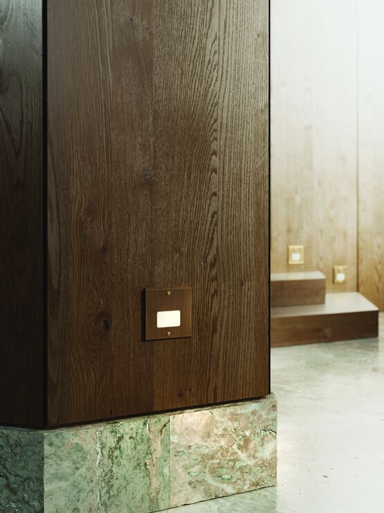  Balises de sol à plaques assorties aux appareillages des gammes Confidence et M | Balise Confidence M - MODELEC