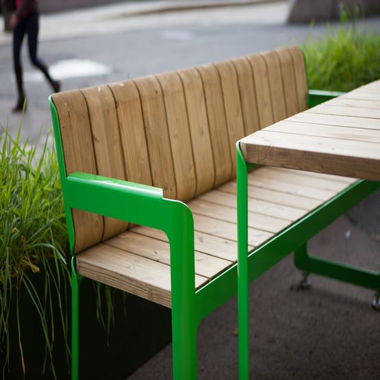 Banc AIR 1640 mm en acier galvanisé peint | Vestre Réf. 3217.900