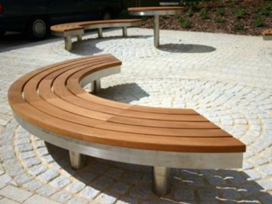 banc courbe métal et bois