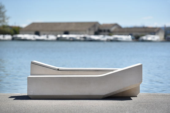  Banc double en pierre naturelle ? DETENTE - Banc public