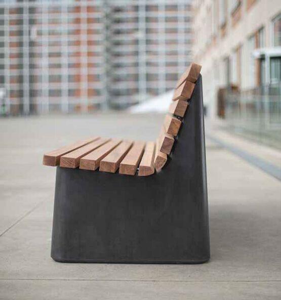 Banc public en béton et bois | REFORMA - produit présenté par EVO LUD