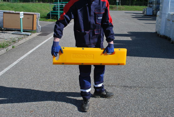 Bande prévention chantier pliable avec réflecteurs pour ralentissement | BANDE DE PREVENTION CHANTIER - produit présenté par SODILOR